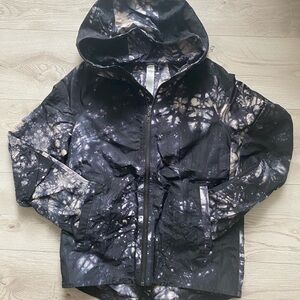 Black and White Tie-Dye Hooded Jacket